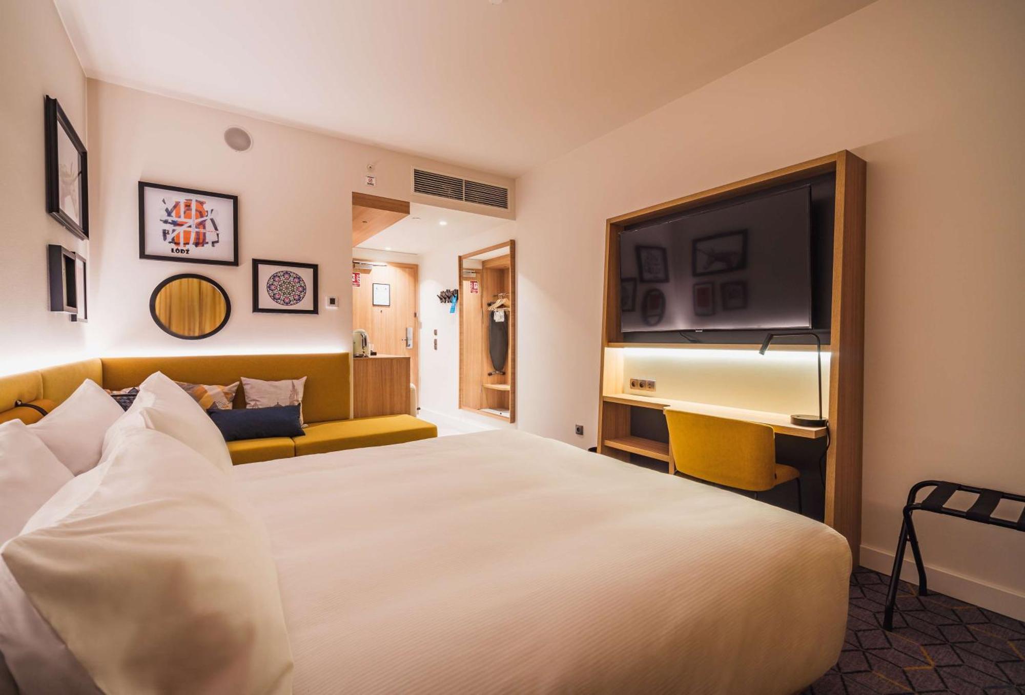 Hampton By Hilton Lodz City Center Exterior foto