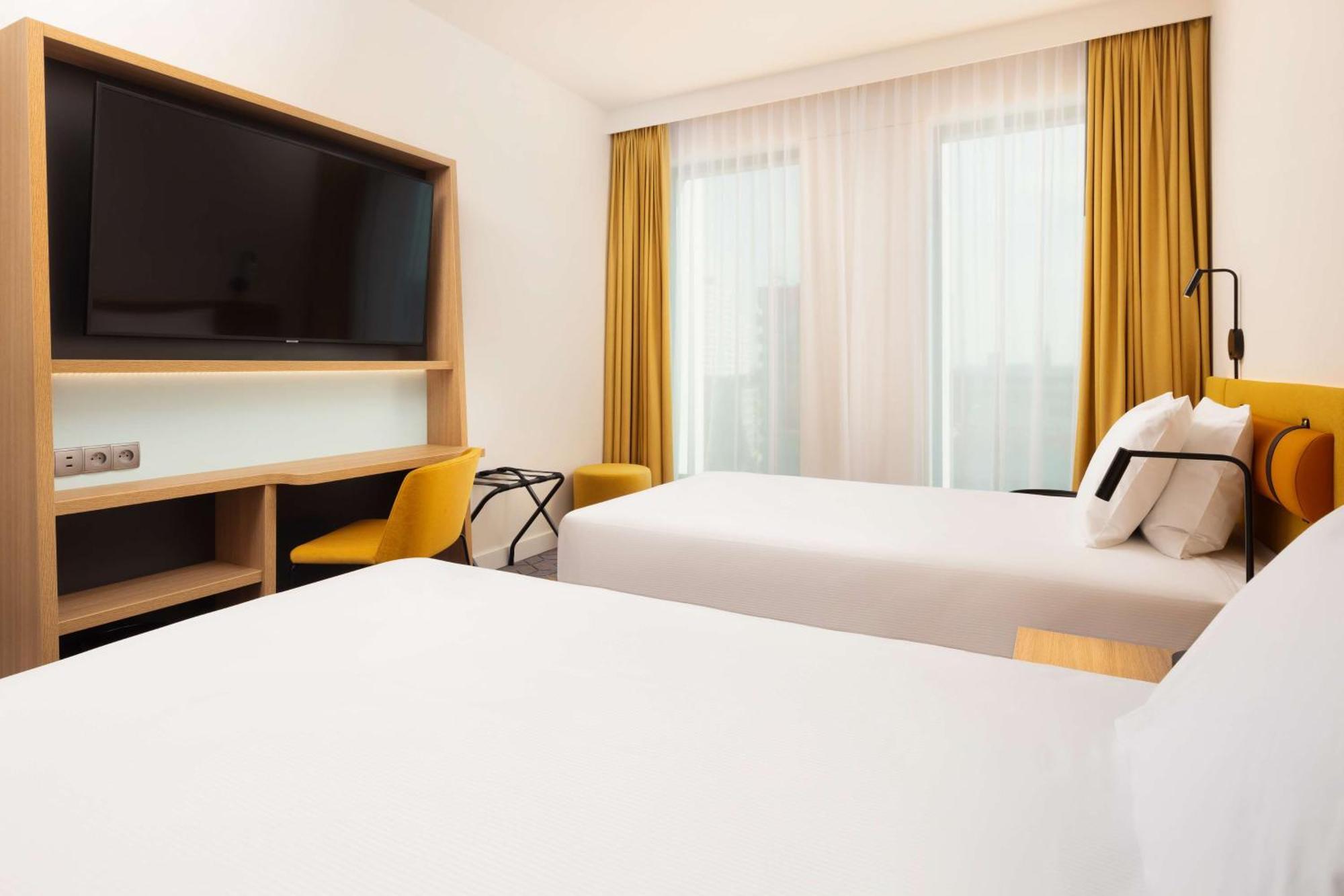 Hampton By Hilton Lodz City Center Exterior foto